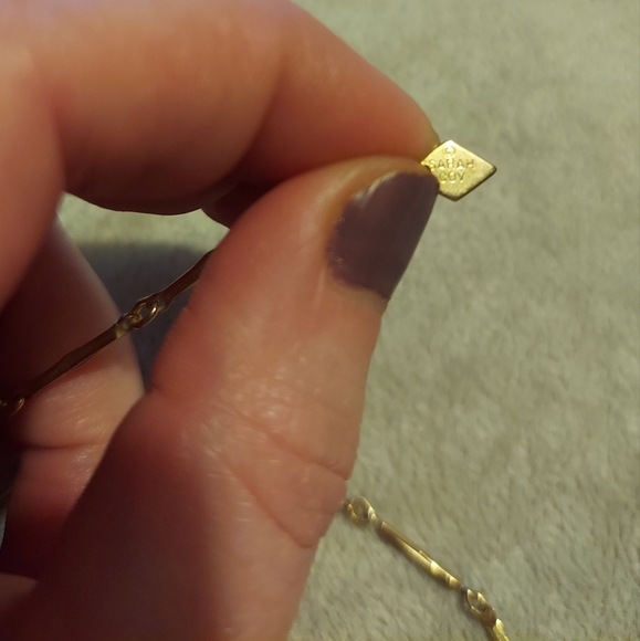 Vintage Gold Tone and White Coventry Necklace 💛 - Picture 6 of 6